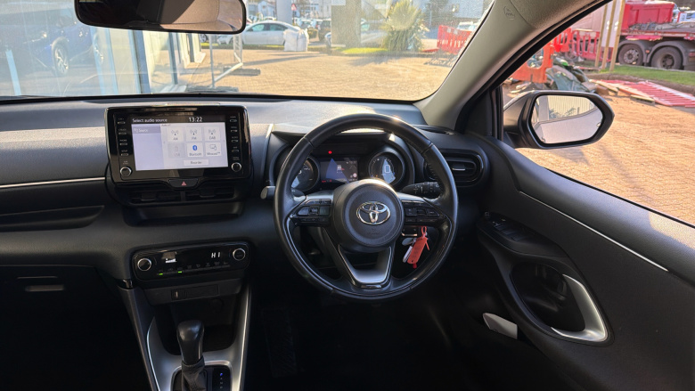 Toyota Yaris 1.5 Hybrid Design 5dr CVT Hybrid Hatchback